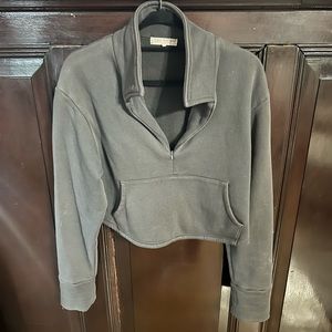 Joah Brown pull over cropped style